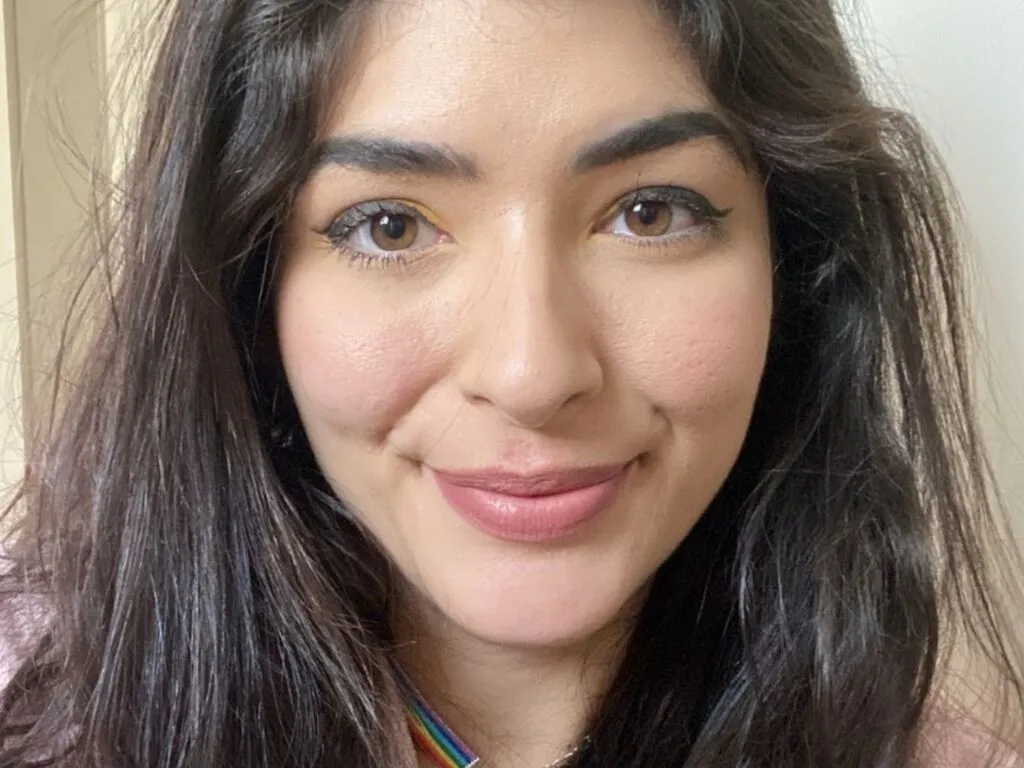 Bisexual tagged live sex cams